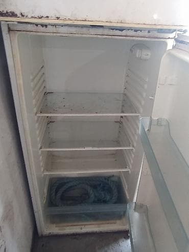 marojna soyuducusu: 2 qapılı Soyuducu Satılır, rəng - Ağ — 4