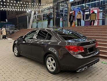 Chevrolet Cruze: 1.4 l | 2014 il 329000 km Sedan
