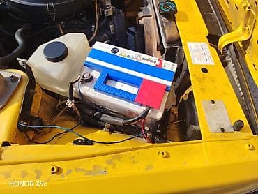 avto servis: Satılır: Sarı-qara rəng sxemli sedan/hetçbek tipli minik avtomobili — 2