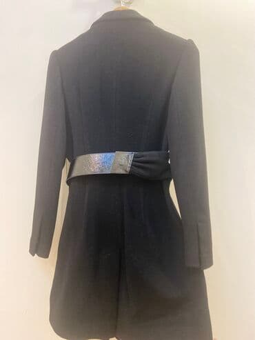 yun jaket: Guess by Marciano, gara yun palto, razmer S-M, kemer ustunde, 70 Azn — 5