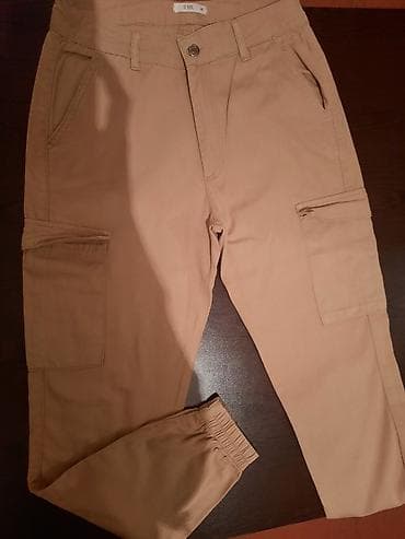 Bej rəngli qadın kargo şalvarı -Ölçü: 40 - Model: kargo üslubunda, düz