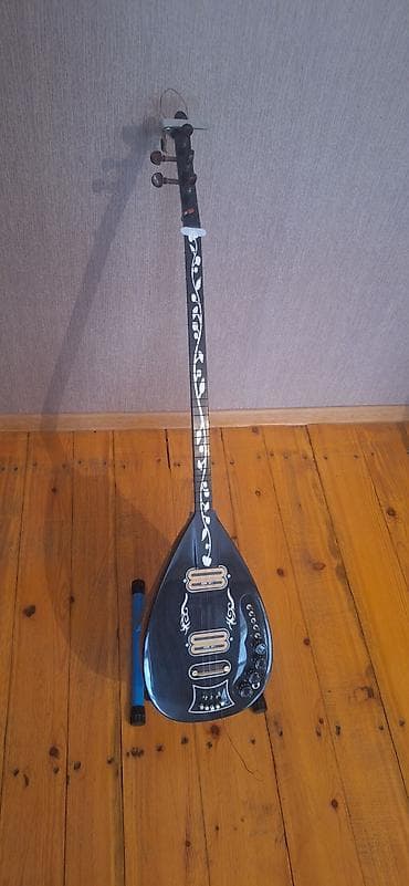qara canta: Elektrik saz (elektro-bağlama) – qara rəng, dekorativ naxışlı — 2