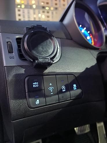 bmw f 10: Hyundai Elantra: 1.6 l | 2014 il Sedan — 9