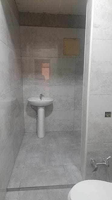 Kirayə mənzil – 2 otaqlı, mebel və sanitar qovşaqlı Ev 20-ci sahə