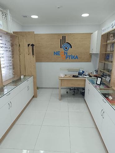 Оборудование для производства: Vitrinlər satılır təxmini 7 metrdir Qiymət 3000 manat Təzə — 3