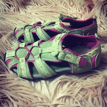 Праздничные костюмы: Razmer:30 stelka:22sm brend:Alive qiymet:5manat ayaqqabi, ushaq — 7