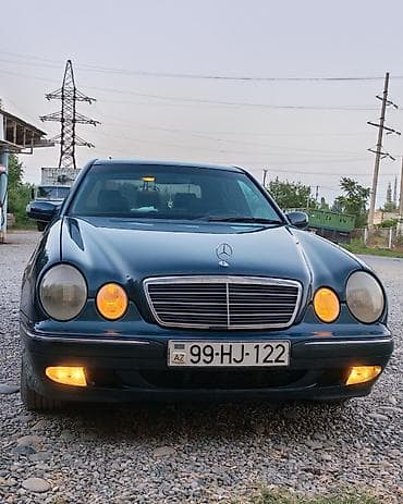 opel vectra a: Mercedes-Benz E 240: 2.4 l | 2000 il Sedan — 1