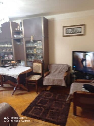 yasamalda 3 otaqli kiraye evler: Yasamalda 10 mertebeli binanın 7-cı mərtəbəsində yerləşən ümumi — 3