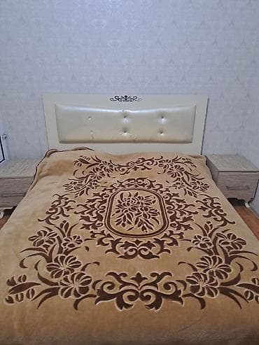 Yataq otağı üçün tumbalar (2 ədəd) Birdə iki nəfərlik kravat -