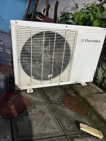 kohnə kondisioner alıram: Kondisioner Electrolux, Yeni, 40-45 kv. m — 2