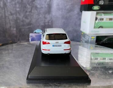 maşın modeli: Коллекционная модель AUDI Q5 PA White 2013 Schuco Scale 1:43 Art. — 19