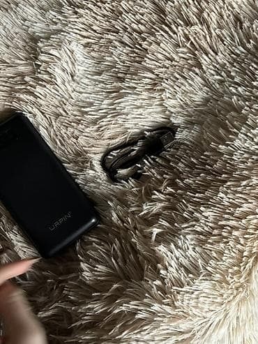 aux kabel iphone: Powerbank — 4