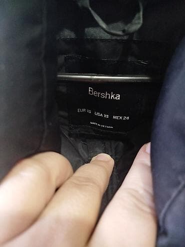 bantik.az instagram: Bershka qadın qış gödəkcəsi - Rəng: qara - Bədən: XS (EUR XS / USA XS — 3