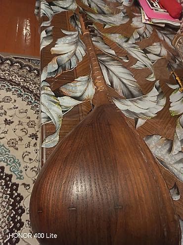 Məhsul: Saz (aşıq sazi) Saz Ata yadigaridir. 30.ilin sazidir — 8