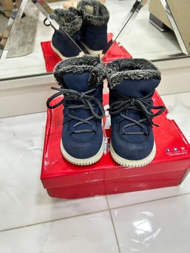 Uwaq polsapawkisi 10azn satilir 24 razmerdi içi qalin tukludu LC