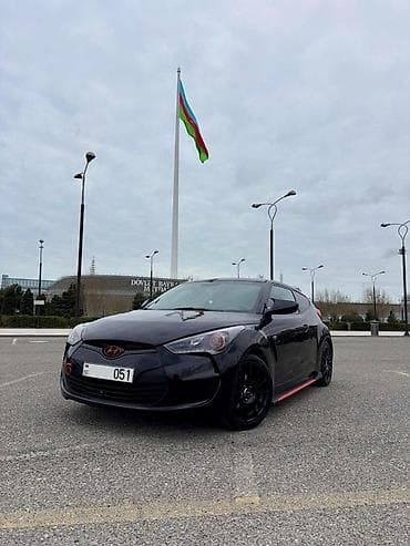hunday veloster: Hyundai Veloster, 3 qapılı kupe hetçbek, qara rəng. - Sport xarici — 7