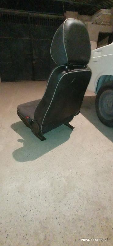 lada 010: VAZ (LADA) 015, Yeni — 1