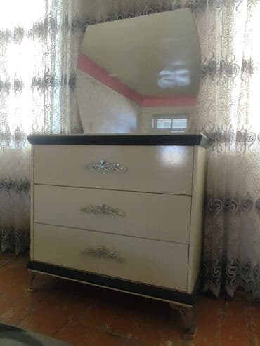 Комплекты диванов и кресел: Двуспальная кровать — 2