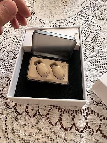 ses dinleyici cihaz: İki qulaqlı, qulaqdaxili “Amplification Headphones” (eşitmə — 1
