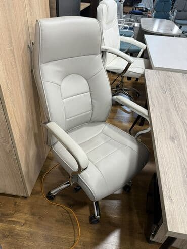 спинка для офисного кресла: С колесиками, Рукояти регулируются, Кожзаменитель — 8