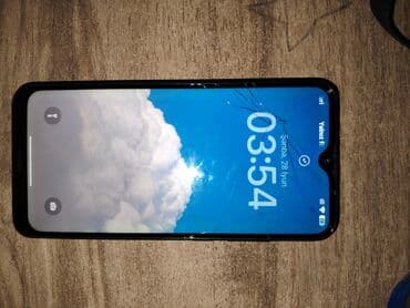 iphonelər: Redmi 8A, 32 GB, rəng - Qara, Qırıq, İki sim kartlı, Face ID — 1