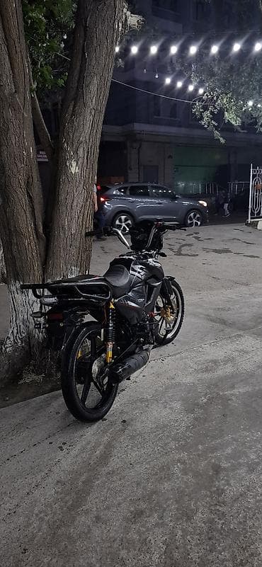 Nəqliyyat: Salam moto tam idiyal vezyetdedi her bir seyi islek di arxa stopundan — 2