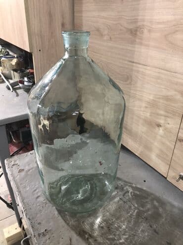 Mətbəx aksesuarları: Böyük həcmli şüşə damacana - Material: qalın, şəffaf yaşılmtıl şüşə - — 1