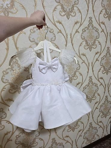 Donlar: Ağ rəngli qız uşağı üçün ziyafət/təbrik libası 1defe geynilib 2yaşa — 3