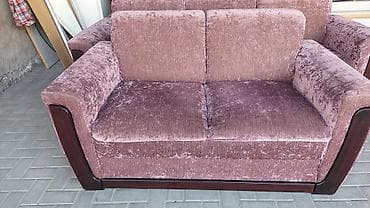 Di̇van-kravat, Divan, Açılan