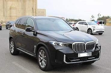 qaz2410 satisi: BMW X5 – qara rəngli, premium sinif SUV Xarici xüsusiyyətlər: - Böyük — 8