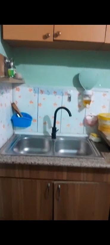 1 otaql: 1 otaqlı mənzil – məişət əşyaları ilə - Plan: 1 otaq, mətbəx və — 2