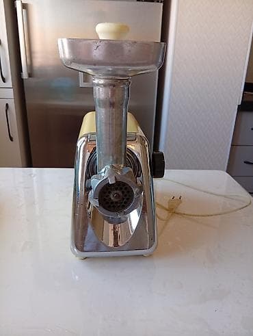 Ət çəkən maşınlar: Ət çəkən maşın 1300 Vt, İşlənmiş — 3