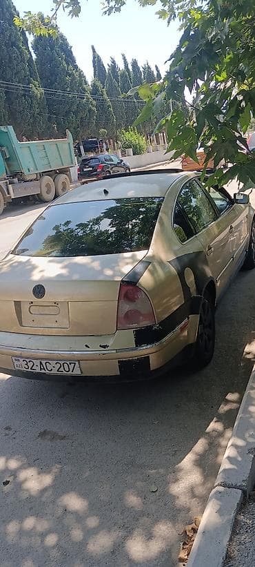 amartizator satisi: Volkswagen Passat: 1.8 l | 2001 il Sedan — 1