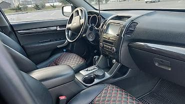 əzik maşınlar: Rəsmi Servis Kia Sorento 2012-ci il buraxılışlı avtomobildir. Çox — 4