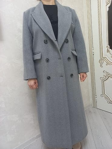 uzun kurtkalar kisi ucun: Qadın uzun palto – boz rəng, balıqqulağı (herringbone) naxışlı — 2