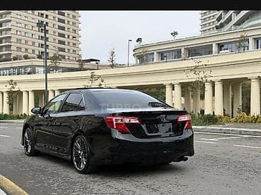 vaz 2115 ehtiyat hisseleri: Toyota Camry (VII nəsil, təxminən–2014 üslubu) – sedan, qara rəng — 1