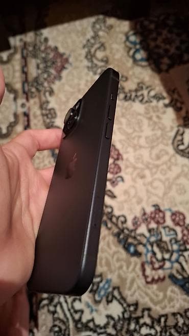 iphone 16 e ikinci el: IPhone 15, 128 GB, Qara, Barmaq izi — 5