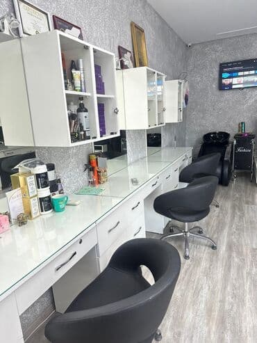 gul rəfi: Salon mebel dəsti – Sumqayıt Kod: 3149 xuru&zeze Tərkibi: - Qara — 3