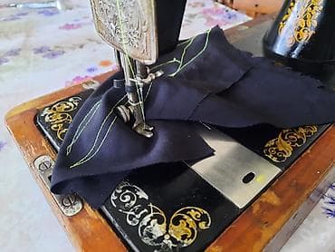 Ovçuluq və balıqçılıq: Mexanik tikiş maşını – əl çevirməli, dekorativ naxışlı korpus və taxta — 9