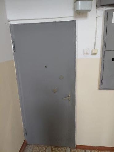 Окна: Məhsul: Dəmir giriş qapısı Təsvir: - Rəng: Boz (mat) - Material — 2