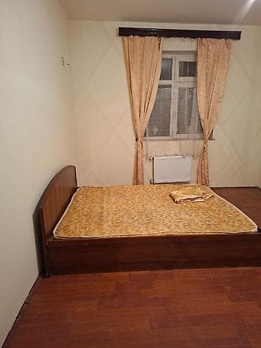 sumqayitda ev: Nerimanov metrosu yaxinligi kohne weki kruqina omur klinikasina 7 — 3