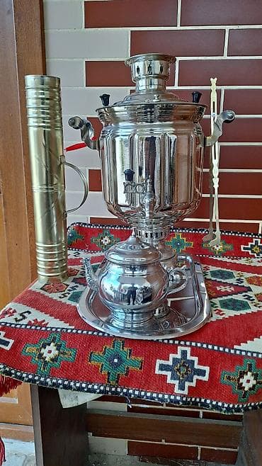 ev kinoteatiri: Klassik kömürlü samovar dəsti.8,5 litr 80 ci ilin dest samovari. - — 1