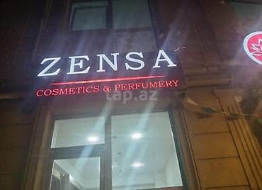 Reklam lövhələri: ZENSA – Cosmetics & Perfumery işıqlandırılan fasad lövhəsi real — 2