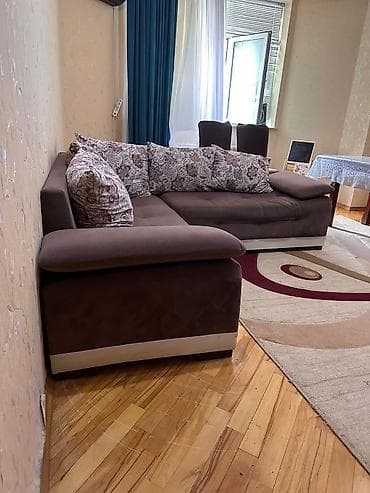 saloglu divan: Kunc divan ela veziyetde 2*3 
Unv meftciler — 2