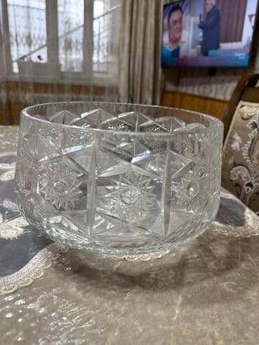 gözəl yolka: Kasalar, 1 əd, Xrustal — 2