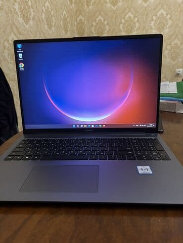 uz qirxan masinlar qiymeti: 1600 e alinb 1 heftenin komputeridir Pula ehtiyac oldugu ucun satilir — 2