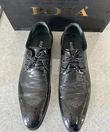 BOTA brendi kişi klassik ayaqqabıları - Rəng: qara, lak effektli — 2