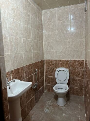 Mənzil alıram: St/Sumqayıtda (Qazilər şəhərciyi) 9/7 ci mər-də 3 otaqlı əşyasiz ev — 8