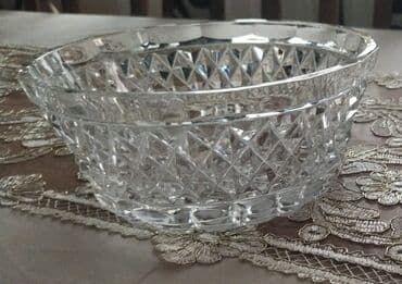 yeni il üçün hədiyyələr: Kohne Xrustal meyve qabi satilir. Yenidir. Qiymeti 40 manat — 1