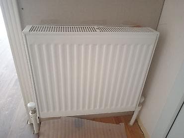 panel radyatir: Panel radiator lar satılır 3 eded 80sm 1 eded 60sm hamsı birlikdə 130m — 2
